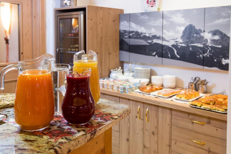 Marina Contacless Check In Alojamento de Acomodação e Pequeno-almoço Santa Cristina Val Gardena