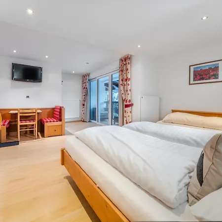B&B Marina Contacless Check In Santa Cristina Val Gardena Buitenkant foto